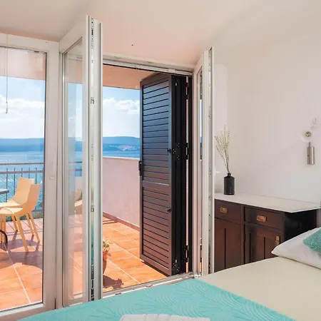 Mirabilis - Private House *