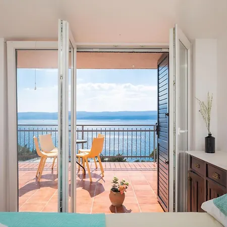 Mirabilis - Private House *